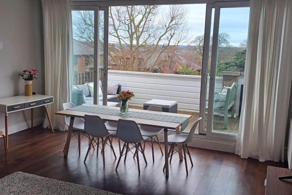 Stunning Wimbledon Flat Appartamento
